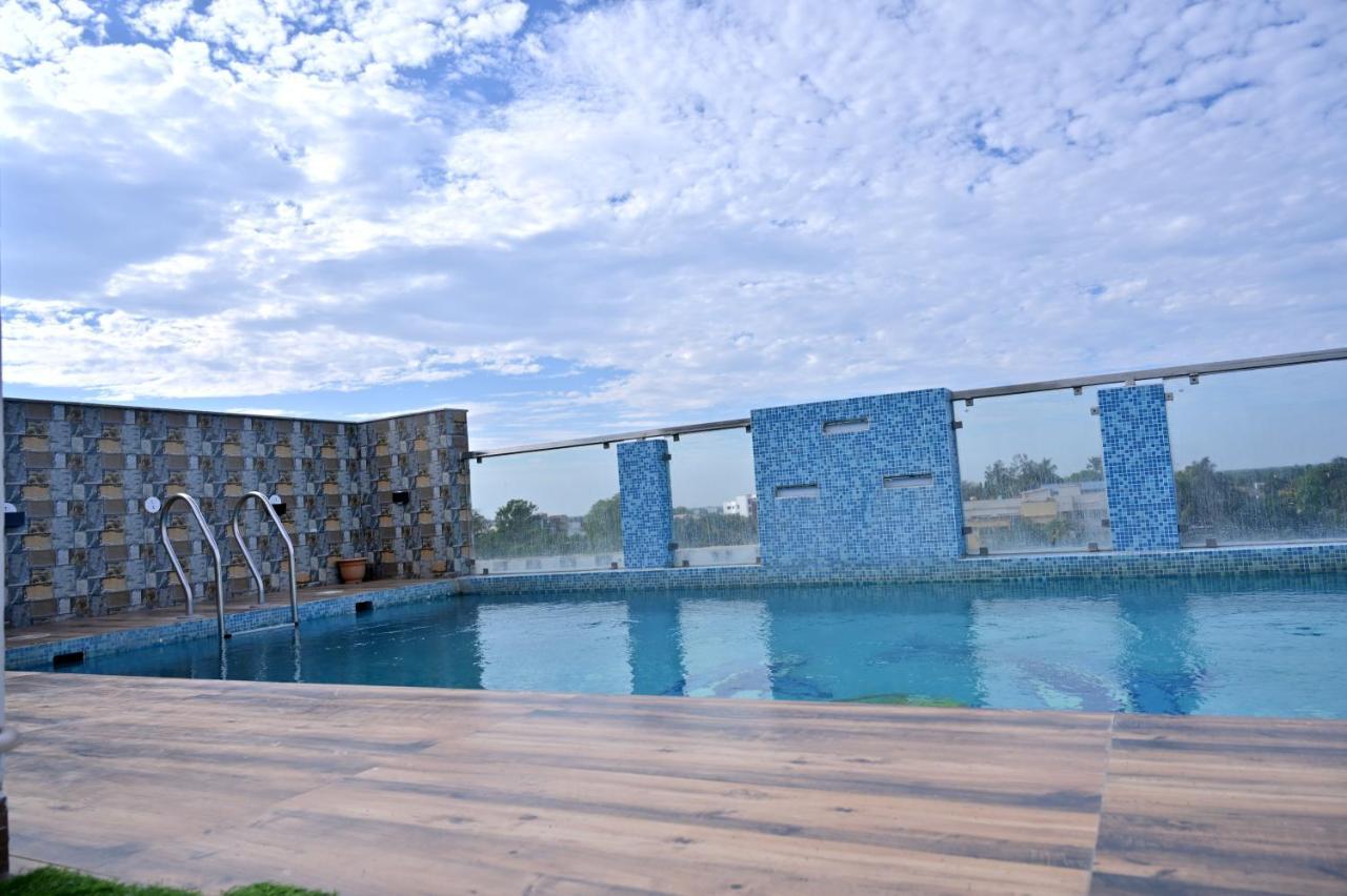 Hotel Silver Land New Digha With Rooftop Pool エクステリア 写真