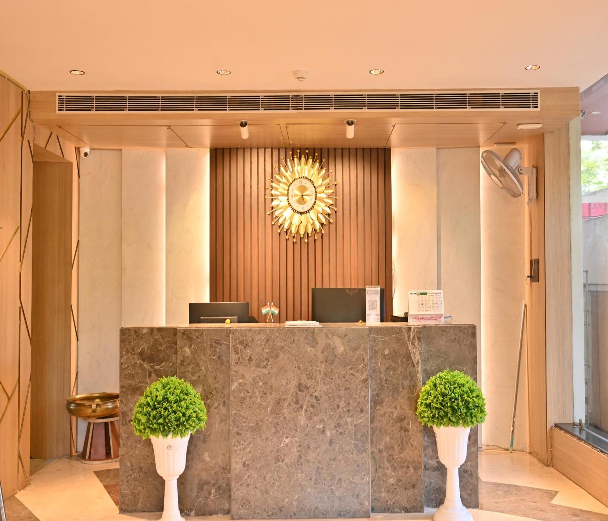 Hotel Silver Land New Digha With Rooftop Pool エクステリア 写真