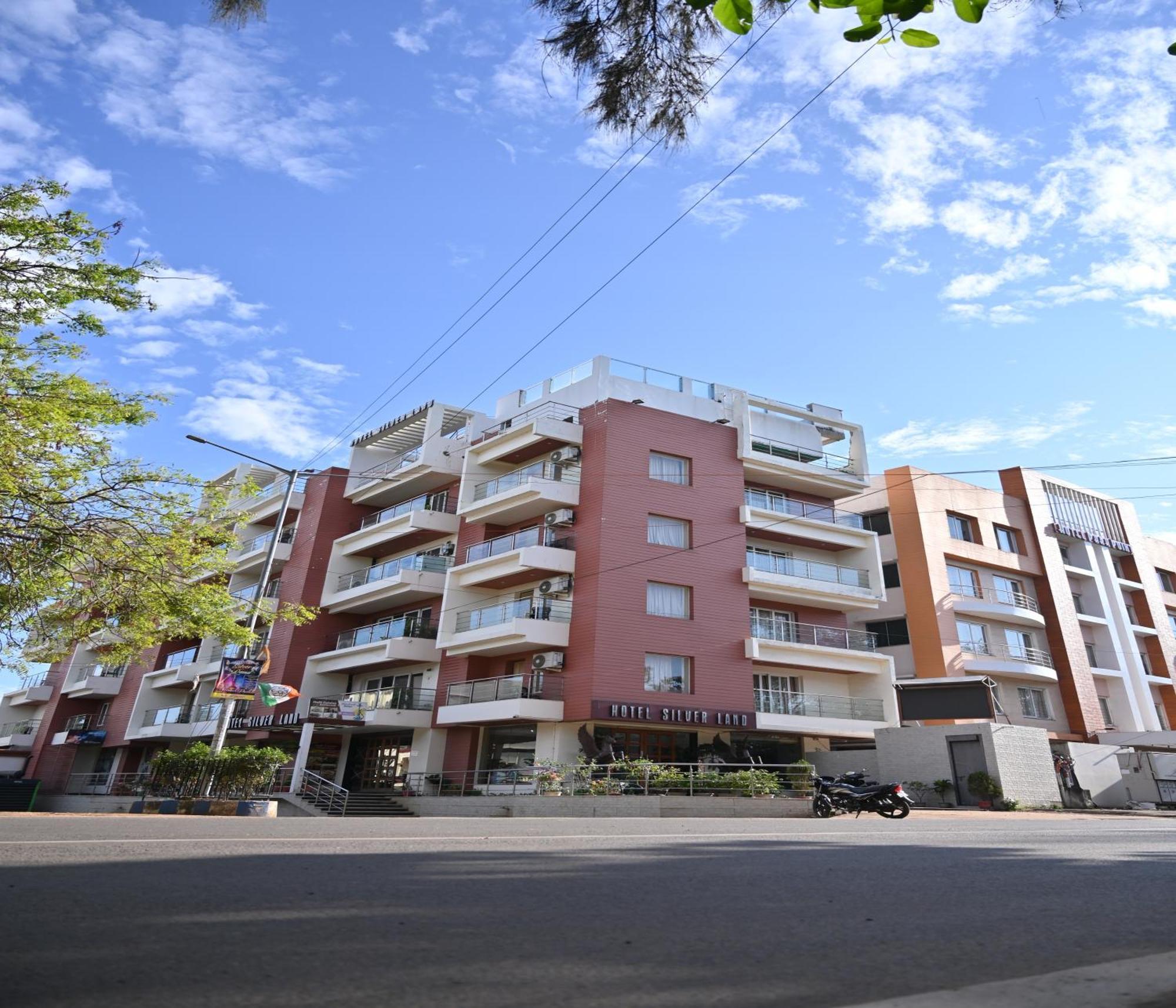 Hotel Silver Land New Digha With Rooftop Pool エクステリア 写真