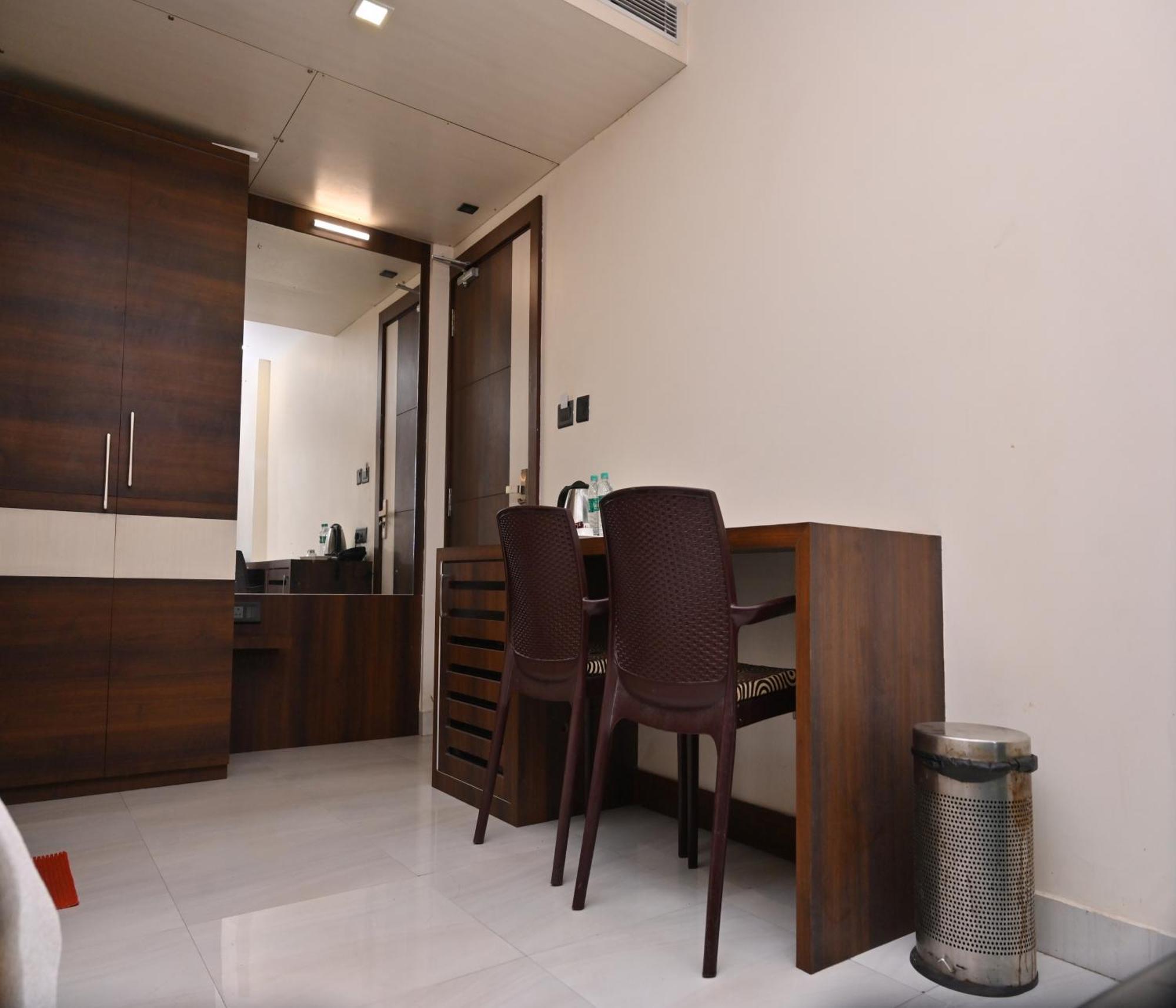 Hotel Silver Land New Digha With Rooftop Pool エクステリア 写真