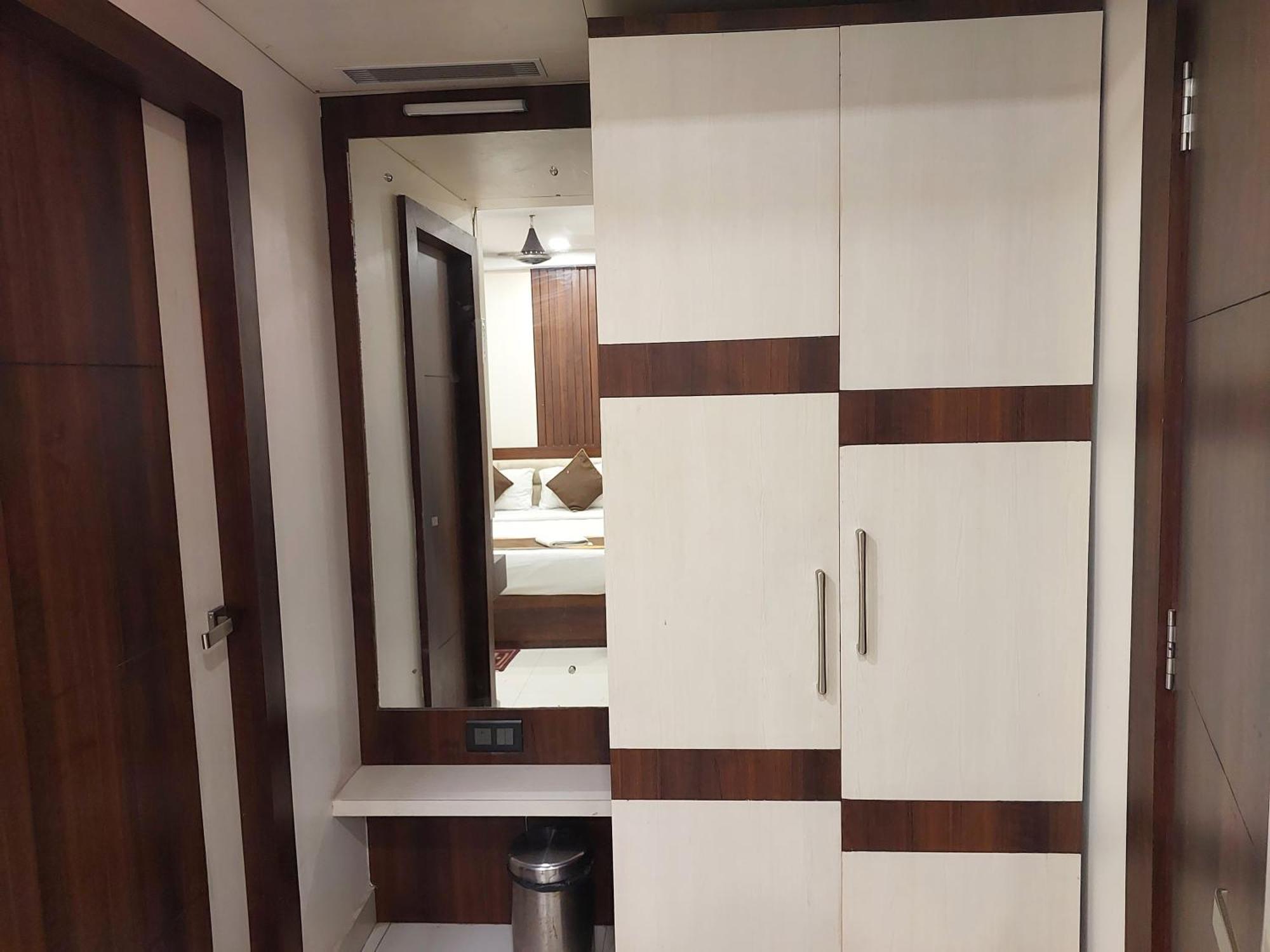Hotel Silver Land New Digha With Rooftop Pool エクステリア 写真