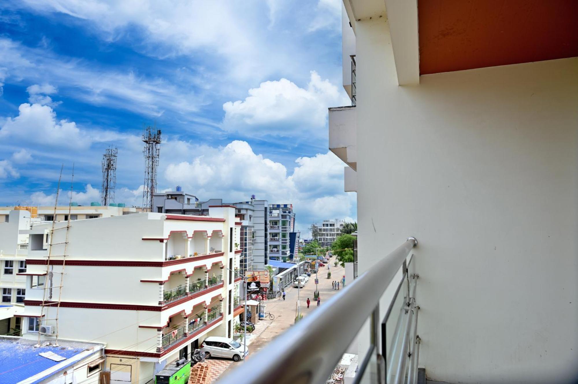 Hotel Silver Land New Digha With Rooftop Pool エクステリア 写真