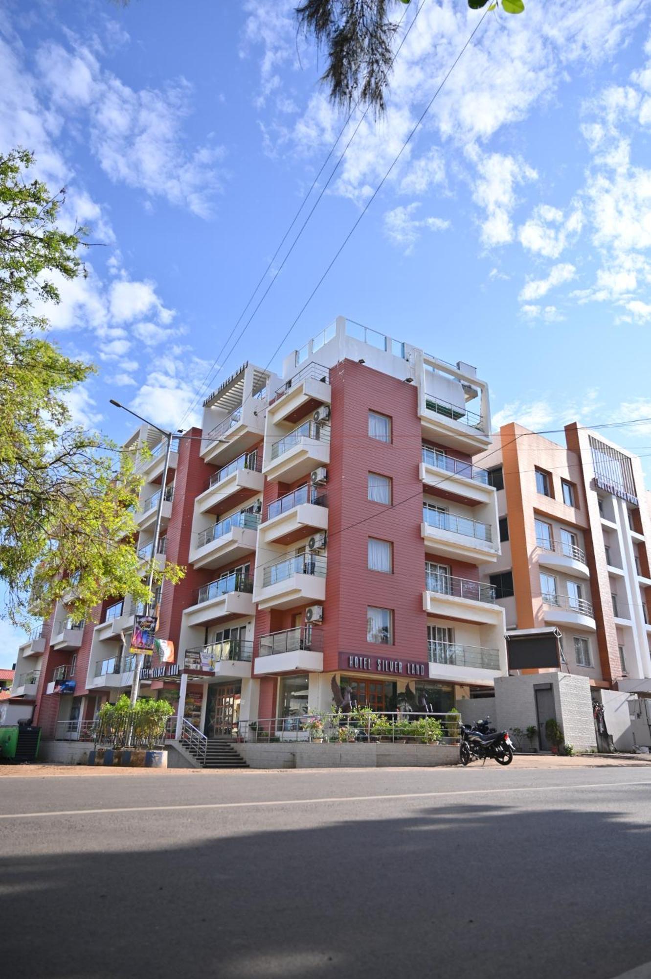 Hotel Silver Land New Digha With Rooftop Pool エクステリア 写真